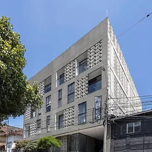 Tranvia 40 - Amoblados Velasquez Medellín